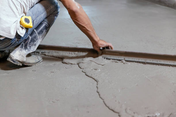 Best Concrete Pool Decks in Vinton, TX